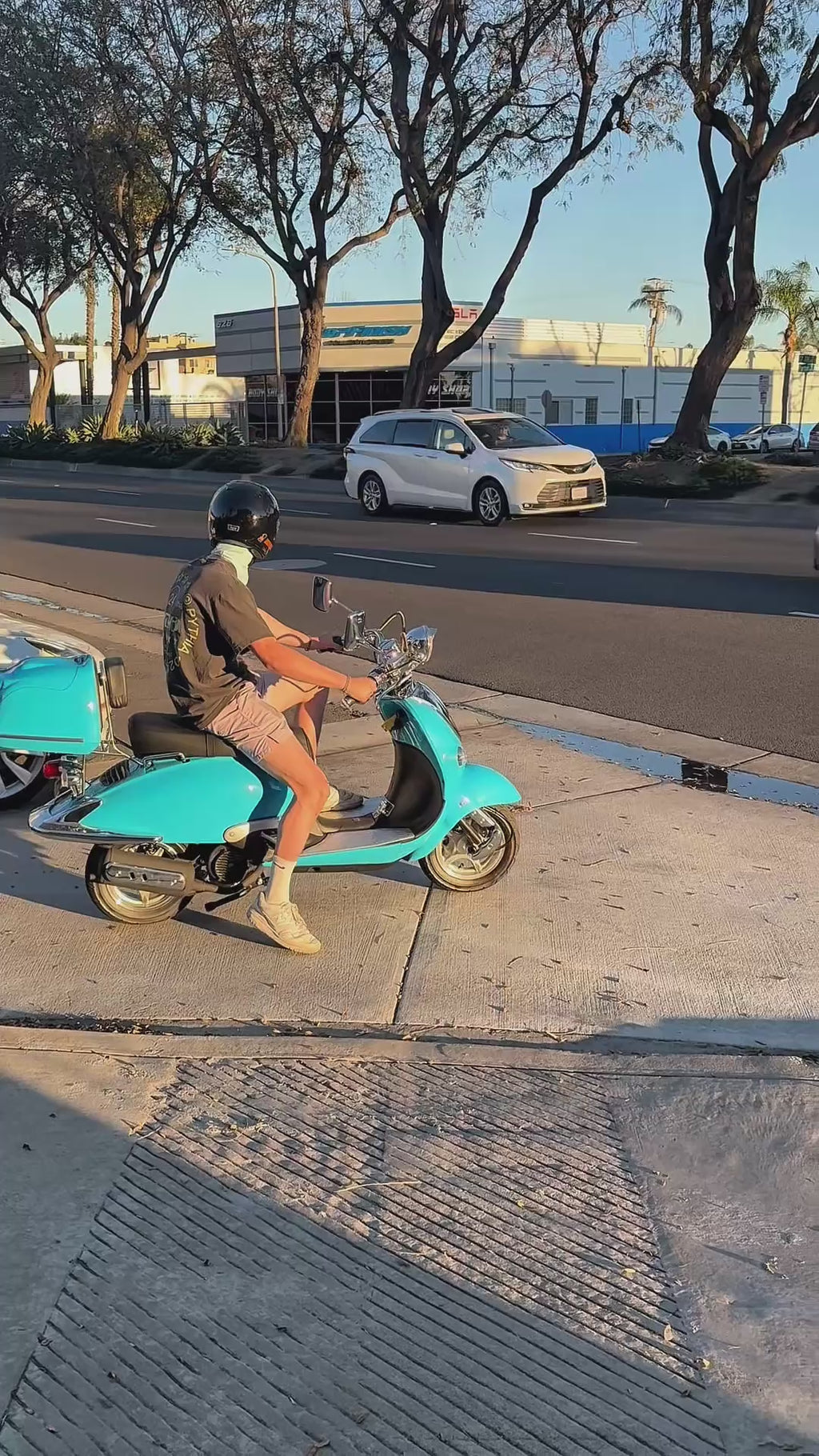 Bartlett 150cc Street Legal Retro Gas Scooter